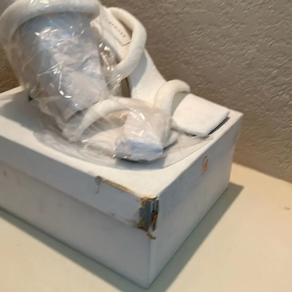 Good American Women's 11 White Terry Heel Sandals Double Strap Pool Vacation New